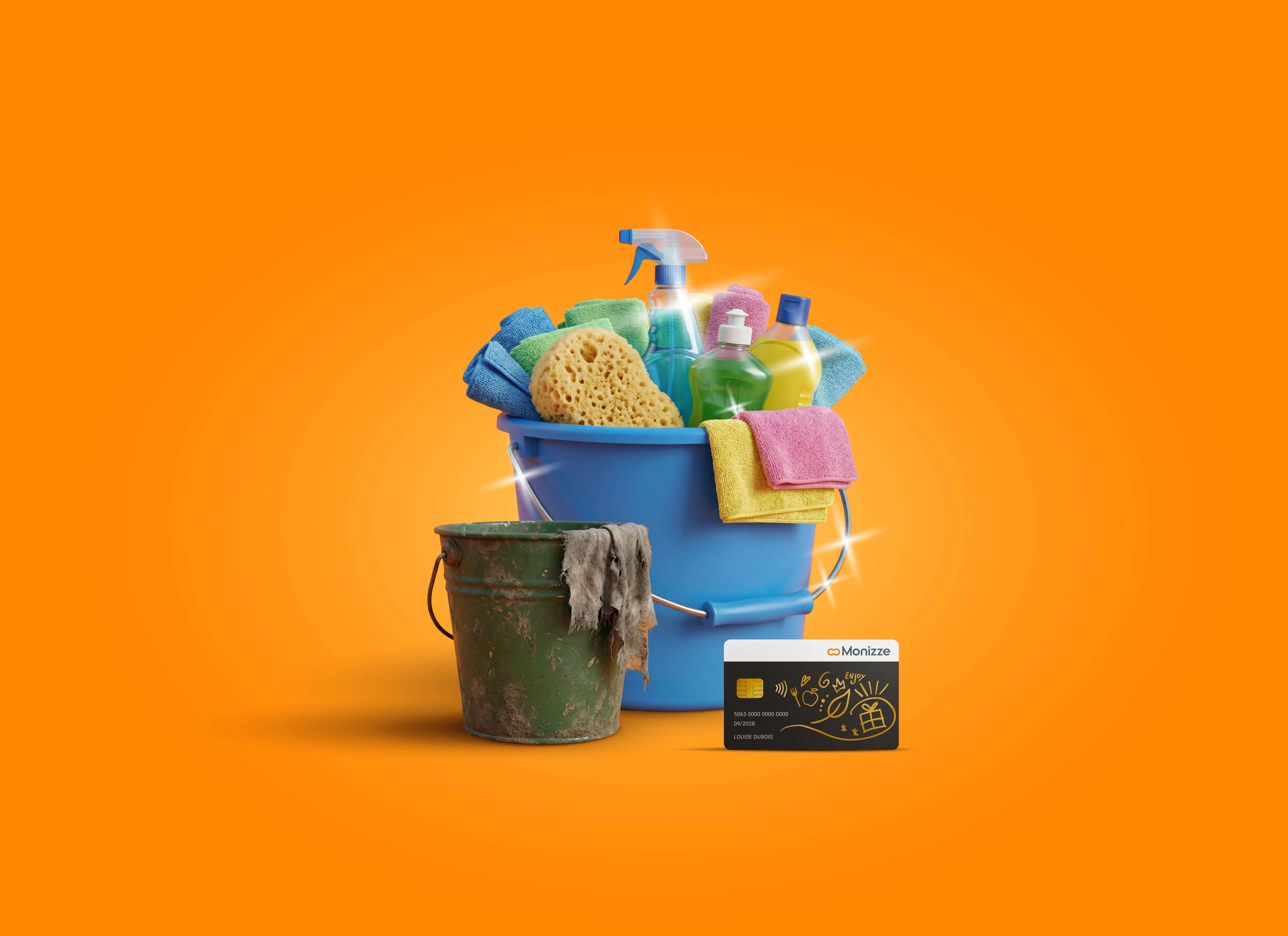 Quatre collègues marchant et riant dans un couloir de bureau